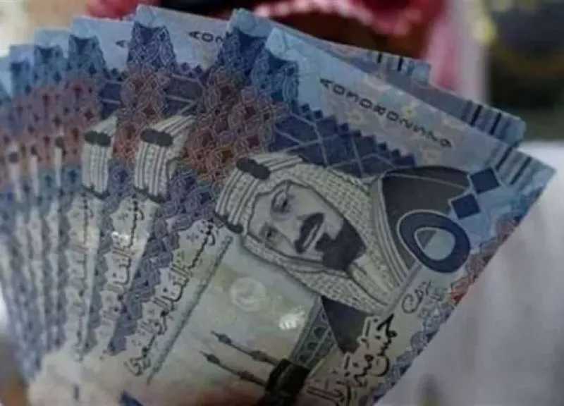 استقرار الريال السعودي أمام الجنيه المصري في البنوك اليوم السبت 20 ديسمبر 2025