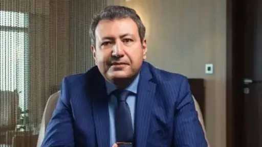 طارق شكري: ارتفاع الدولار يزيد من أعباء تكلفة العقارات في مصر