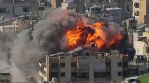 الخارجية الروسية: موسكو تدين بشدة القصف الصاروخى لمحطة بوشهر النووية