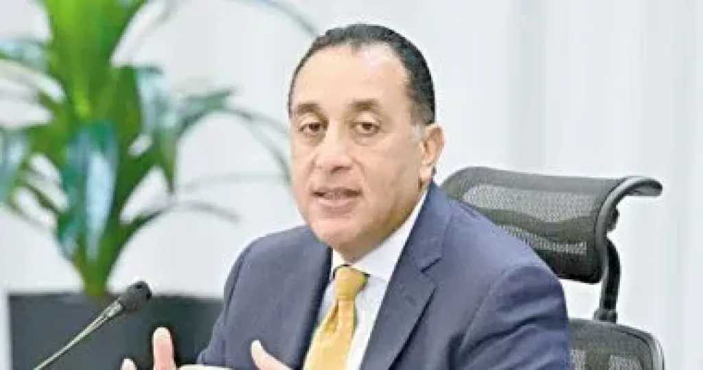 رئيس الوزراء يتابع موقف توافر السلع الاستراتيجية فى الأسواق