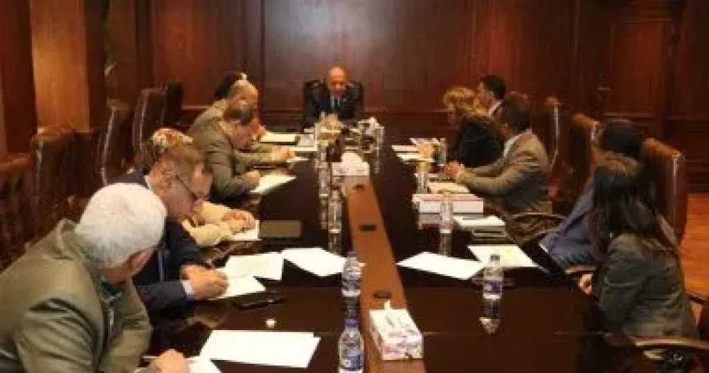 وزير الكهرباء يبحث مع شركة ”سيمنس” تطور الأعمال فى المركز القومي للتحكم فى الطاقة