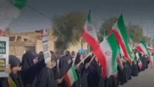 إعلام إيرانى: تشكيل سلاسل بشرية حول محطة كهرباء في تبريز