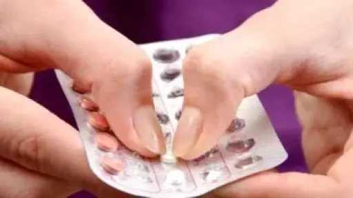 طالبة ابتدائى توزع أقراصا منومة على 5 من زملائها وتتسبب فى نقلهم للمستشفى