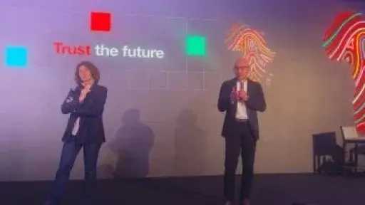 أورنج الشرق الأوسط: استثمار 5 مليارات يورو بالمنطقة وإنشاء 15 ألف موقع في الريف