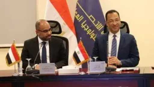 وزير الاتصالات يبحث مع نظيرة اليمنى تعزيز التعاون المشترك في مجالات التحول الرقمي