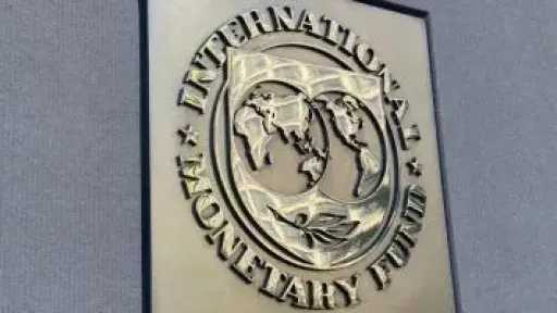 صندوق النقد: انخفاض التدفق اليومى العالمى من النفط 13% بسبب الحرب