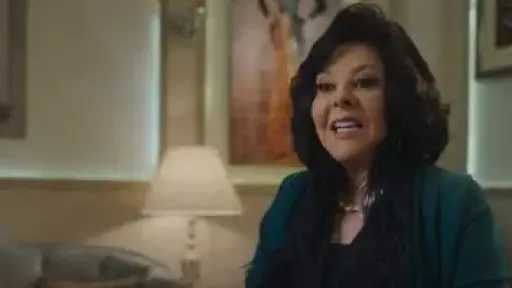 في عيد ميلادها.. قصة مكالمة أبكت إسعاد يونس من عادل امام