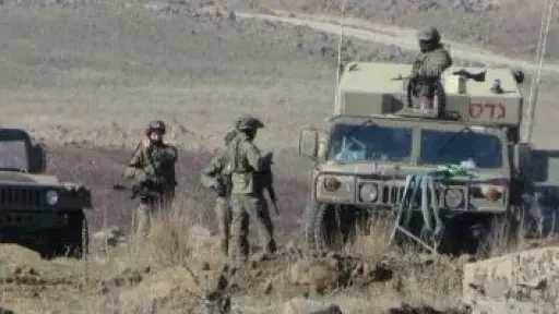 إصابة خطيرة لقائد مدرعات جنوب لبنان وغارات على الغندورية وبيت ياحون