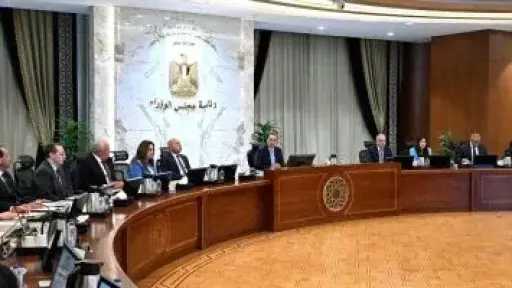 الحكومة: جار الانتهاء من إنشاء فندق بمنطقة رأس الحكمة وافتتاحه الصيف الجارى