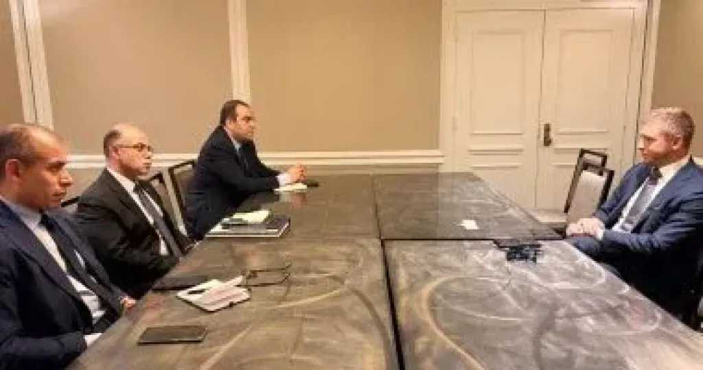 وزير الاستثمار يلتقي قيادات ”جرين كاربون” الأمريكية لبحث توطين التكنولوجيا