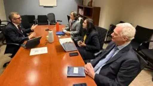 وزير التخطيط يعقد اجتماعًا مع مدير مجموعة بيانات التنمية بالبنك الدولي