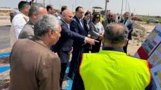 رئيس الوزراء يتفقد أعمال تطوير ورفع كفاءة أحد الطرق خلال زيارته لـ شمال سيناء