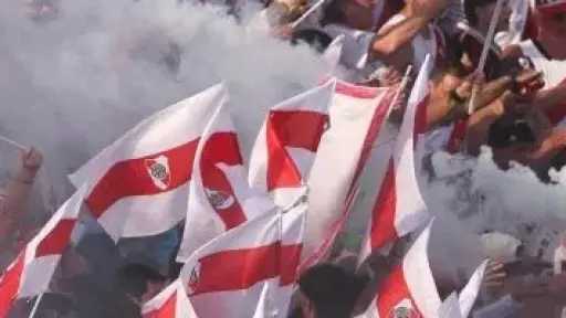 حريق بمدرجات سوبر كلاسيكو ريفر بلايت ضد بوكا جونيورز