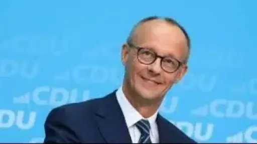 المستشار الألماني يدعو لاجتماع أمني عاجل لبحث مخاطر نقص وقود الطائرات