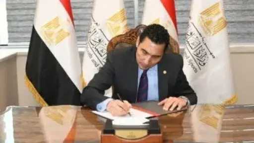 وزير الرياضة يوقع مذكرتى تفاهم مع دول بريكس بلس بحضور سفيرى البرازيل والهند