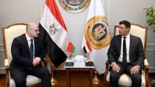 وزير الصناعة:الاستفادة من خبرات بيلاروسيا فى صناعة الجرارات ومعدات الزراعة
