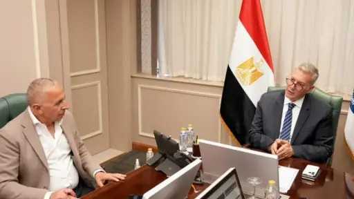 وزير البترول يبحث مع ”السويدي إلكتريك” تسريع تنفيذ مجمع الصناعات الفوسفاتية