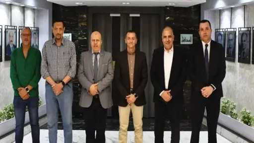 محافظ أسوان يلتقى بوفد الهيئة العامة للنقل النهرى لبحث سبل التنسيق المشترك