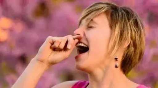 حساسية العين في الربيع.. كيف تؤثر على الرؤية وما طرق العلاج