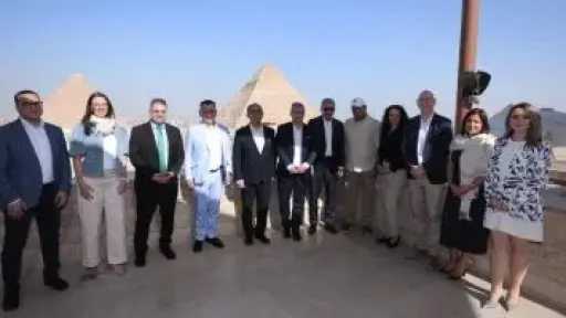 وزير السياحة يبحث مع اتحاد شركات السياحة الألمانية DRV تدفقات الوفود لمصر