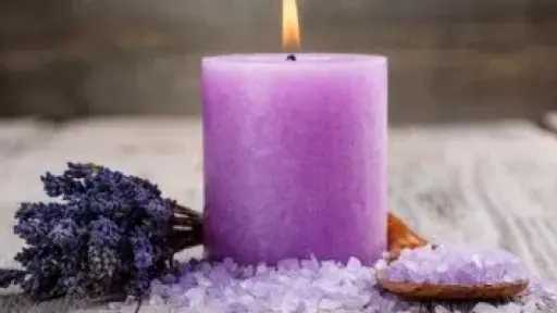 شموع عطرية لطرد الذباب من المنزل.. صديقة للبيئة وهتنعش بيتك