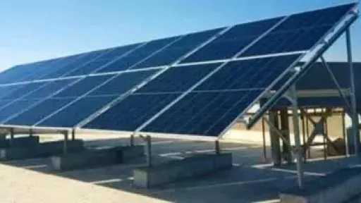 89 ميجاوات ساعة سنويا.. البترول البحرية تدشن محطة طاقة شمسية لدعم الاستدامة