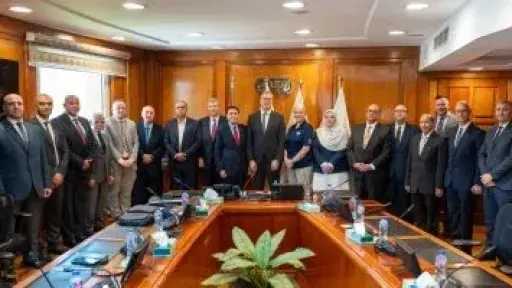 وزير البترول يشارك في احتفال اليوبيل الذهبي لجمعية مهندسي البترول في مصر