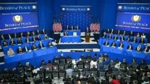 صحيفة تنشر مقترح مجلس السلام والوسطاء حول خطة نزع السلاح في غزة