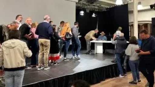 ألف إيطالي يوقعون لاسترداد مصر لرأس ”نفرتيتي”