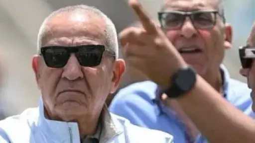 كامل أبو علي يعلن عدم استمراره فى رئاسة النادي المصري لفترة جديدة