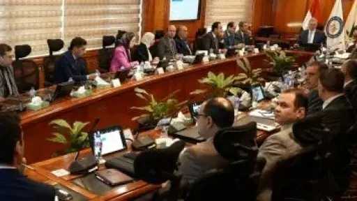 مليار دولار استثمارات..تفاصيل خطة خالدة للبترول لزيادة الإنتاج