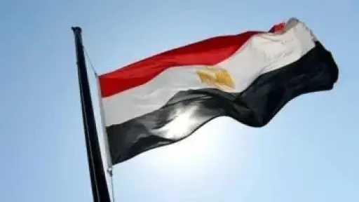 مصر تدين بأشد العبارات استهداف مطار الخرطوم وتحذر من اتساع رقعة الصراع