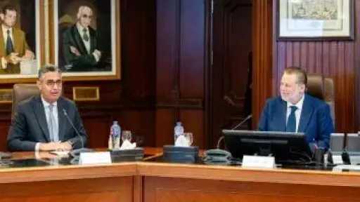 محافظ البنك المركزي ووزير التموين يشهدان توقيع بروتوكول تعاون مشترك