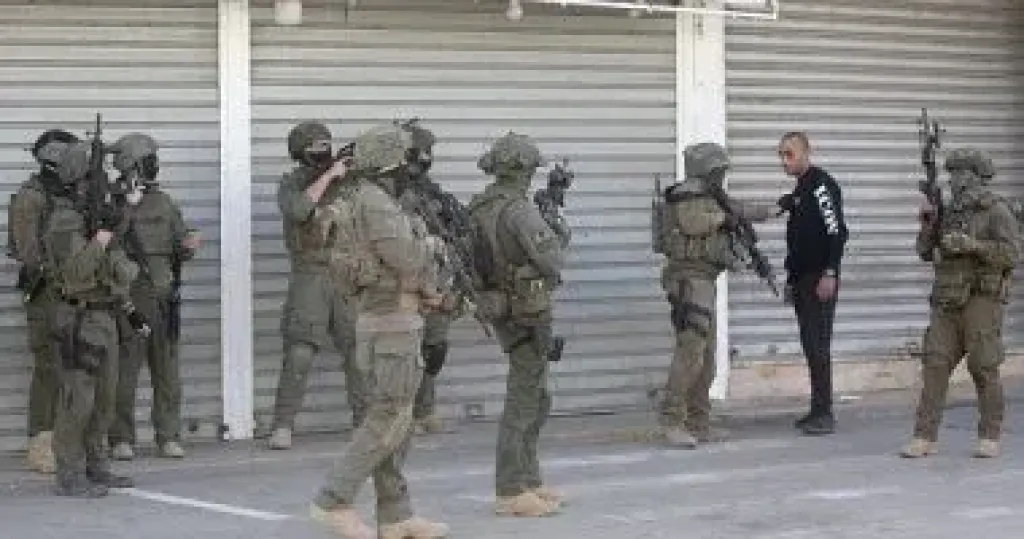 فلسطين