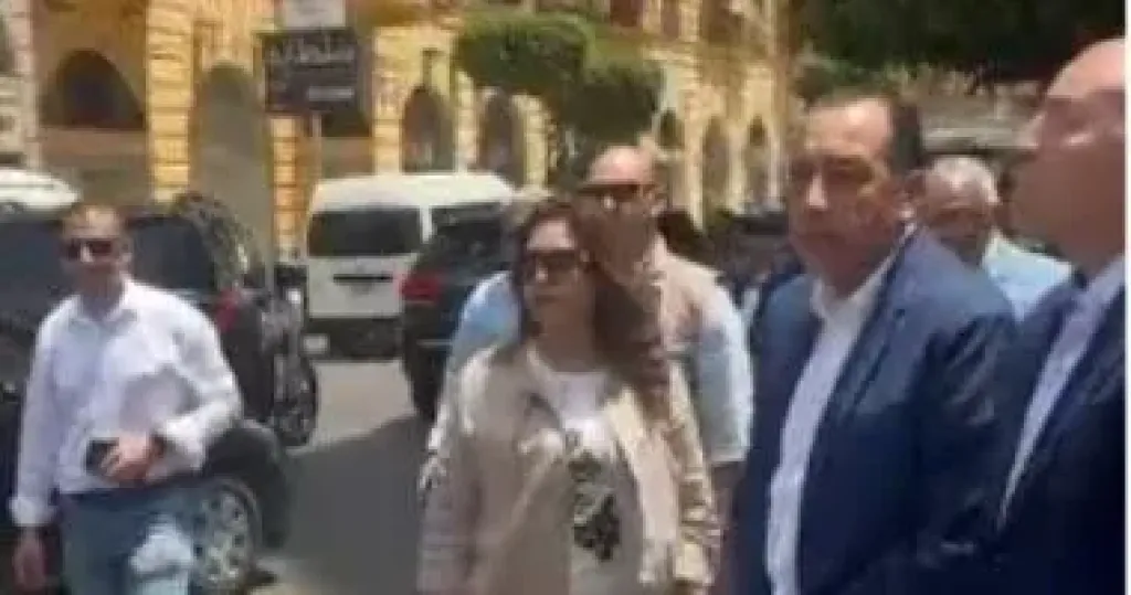 رئيس الوزراء 