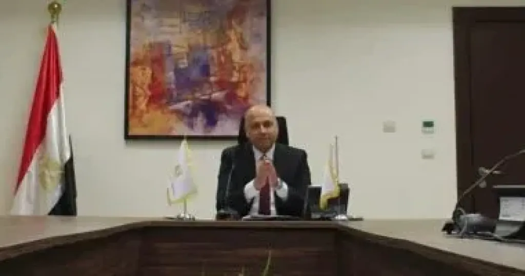 مساعد وزيرة الإسكان 