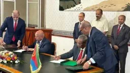 مصر وإريتريا توقعان اتفاقية تاريخية للتعاون في النقل البحري