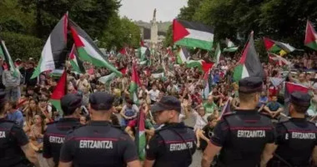 فلسطين