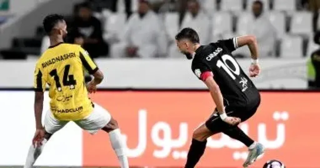 الشباب ضد الاتحاد.