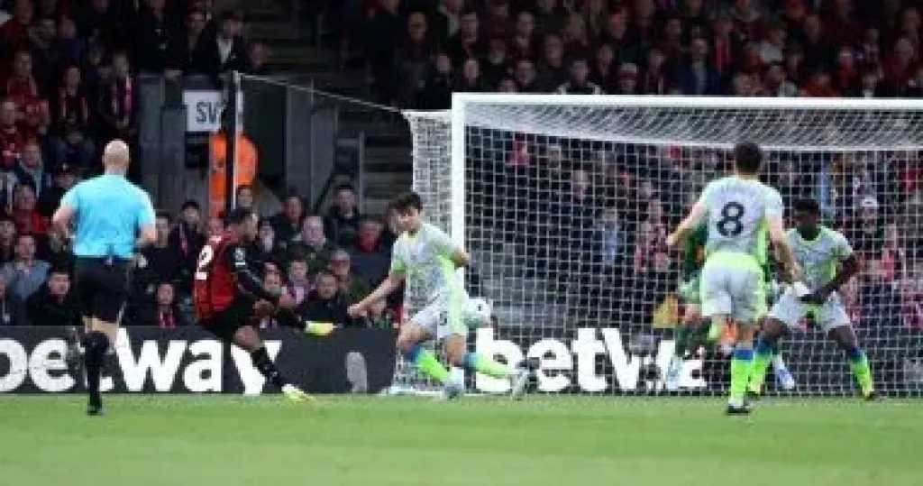 أرسنال بطلا للدوري الإنجليزي لأول مرة منذ 22 عاما بعد تعادل مانشستر سيتي