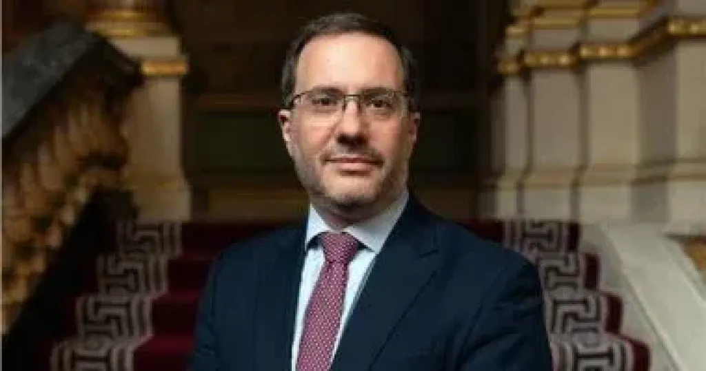 سفير لندن