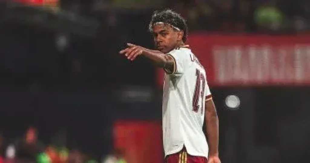 لامين يامال يتصدر المرشحين لجائزة الفتى الذهبى 2026.. وسيطرة نجوم بورتو