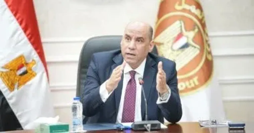 وزير العمل 