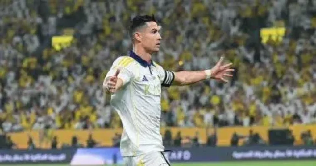 رونالدو يقود النصر لسحق ضمك برباعية والتتويج بلقب الدورى