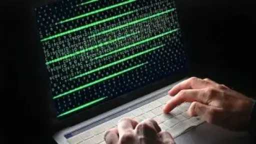 إيطاليا تفكك شبكة قرصنة رقمية لمنصات البث المباشر تسببت بأضرار 300 مليون يورو