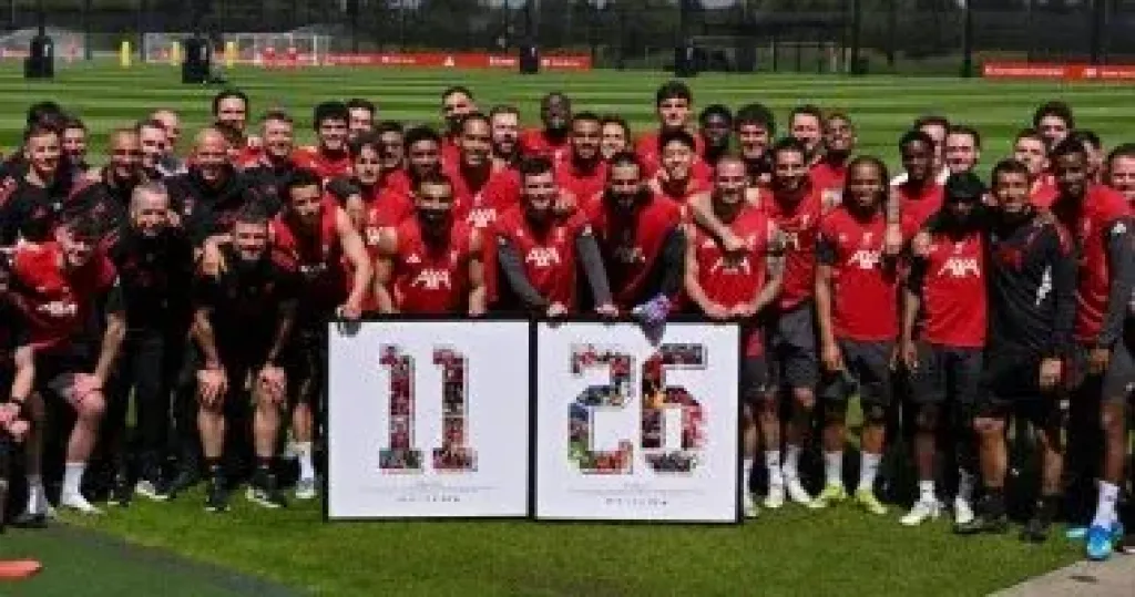 نجوم ليفربول يودعون محمد صلاح 