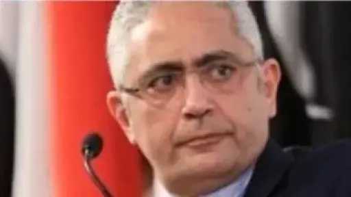 سفير مصر لدى فرنسا يشارك الجالية صلاة عيد الأضحى وينقل تهنئة الرئيس السيسي
