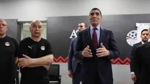 وزير الرياضة وأبو ريدة يدعمان منتخب مصر بعد ودية روسيا