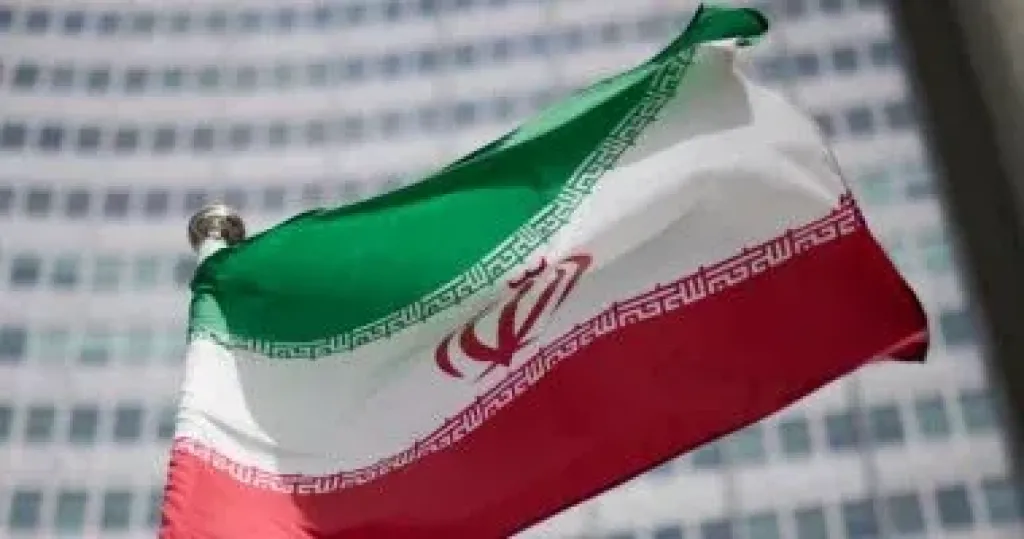 إيران 