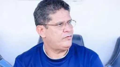 رسمياً.. البنك الأهلى يجدد تعاقده مع أيمن الرمادي استعداداً للموسم الجديد